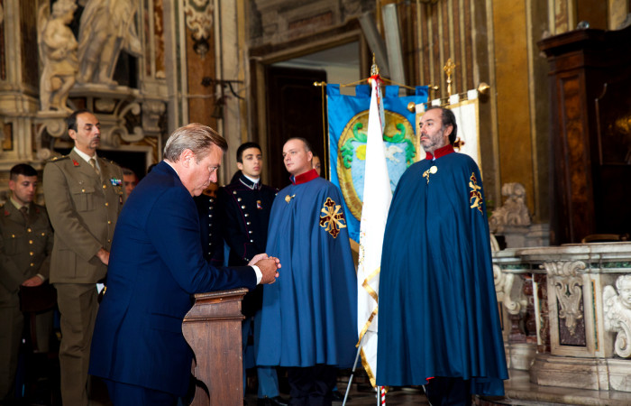 22 novembre, S.A.R. il Principe Carlo di Borbone delle Due Sicilie presso la Chiesa di San Ferdinando di Palazzo
